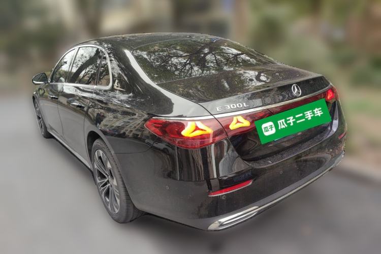 Used Mercedes-Benz E-Class 2025 Facelift E 300 L Luxury Edition
