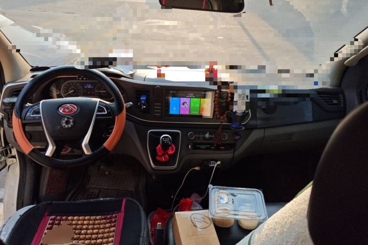 Used SAIC MAXUS Xintu V80 2023 2.0T Manual Classic Aoyuntong Long Wheelbase Ultra-Low Roof 6/7/8/9-Seater