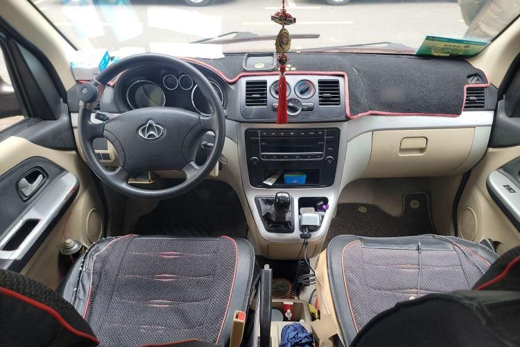 Used Chana Ruixing M90 2017 2.0L Value Edition 6-Seater Hatchback 4G94S