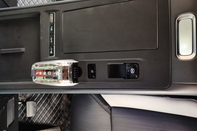 Used Geely Auto FX11 2024 1.5TD DCT Prestige Edition