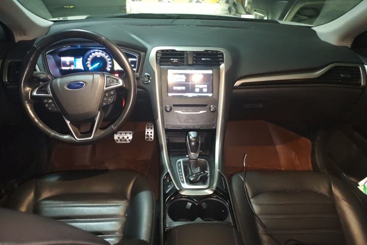 Used Ford Mondeo 2013 2.0L GTDi 200 Luxury Model