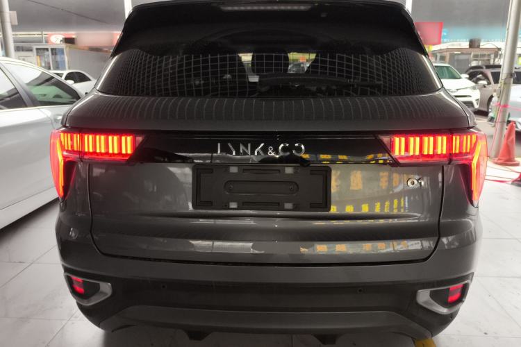 Used Lynk & Co 01 2020 2.0T Two-Wheel Drive Pure Pro Version China VI Standard