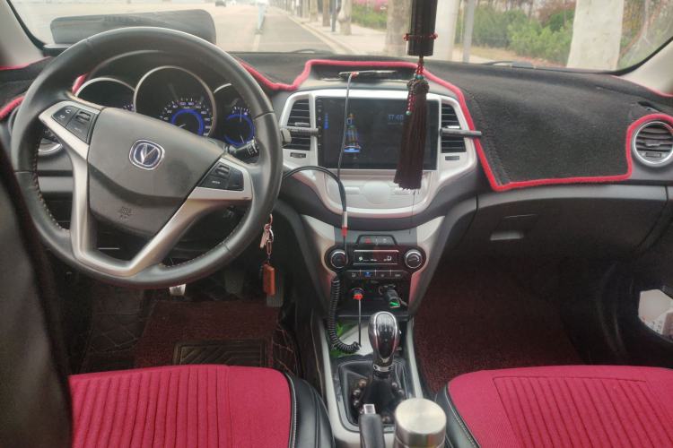 Used CHANGAN Eado 2015 1.6L Manual ZhiKu Model China V Standard
