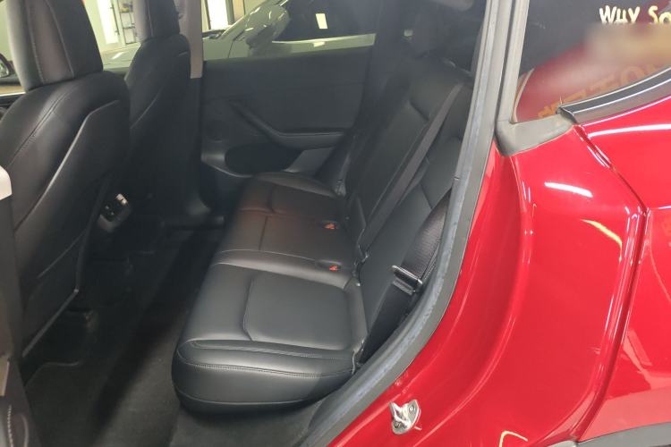 Used Tesla Model Y 2022 Long-Range All-Wheel-Drive Version