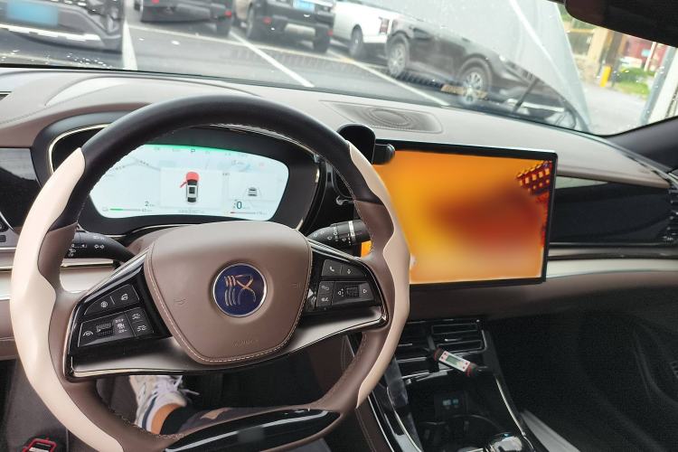 Used BYD Han 2024 DM-i Glory Edition 121KM Prestige Model