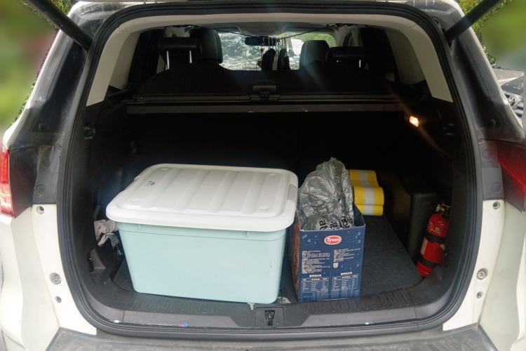 Used Ford Kuga 2015 1.5L GTDi Four-Wheel-Drive Elite Model Trunk