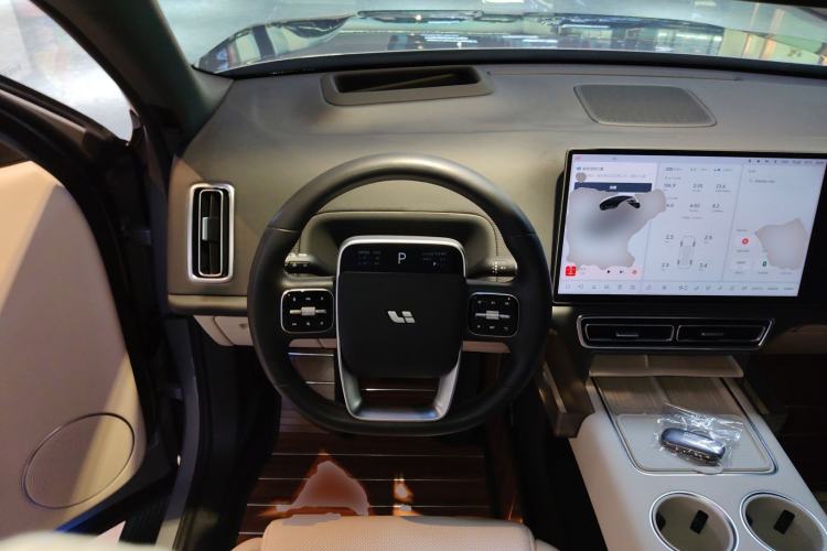 Used Li Auto L8 2024 Ultra Model