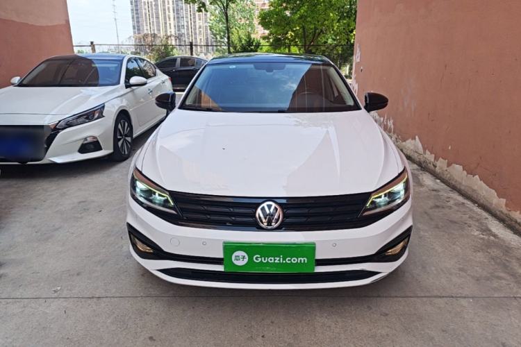Used Volkswagen Lamando 2021 280TSI DSG Luxury Phantom Edition
