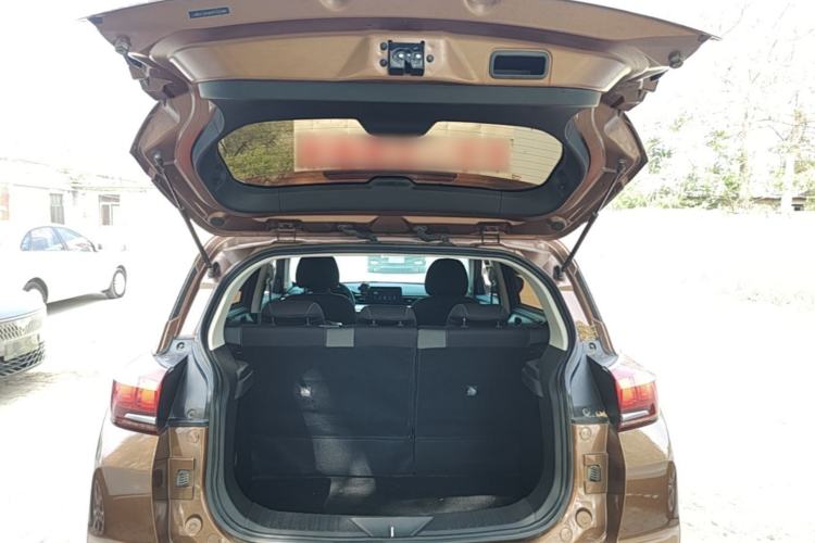 Used BAIC Beijing X3 2019 1.5L Manual Glory Edition
