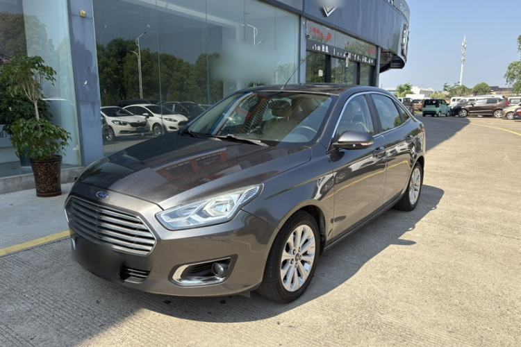 Used Ford Escort 2015 1.5L Automatic Fashion Model