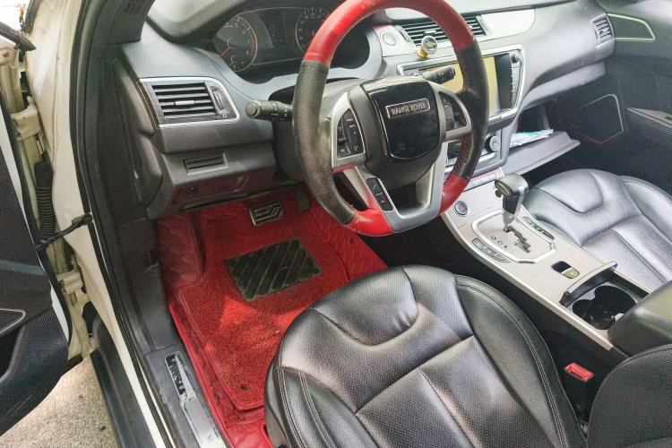 Used Land X7 2015 2.0T Panoramic Prestige Edition
