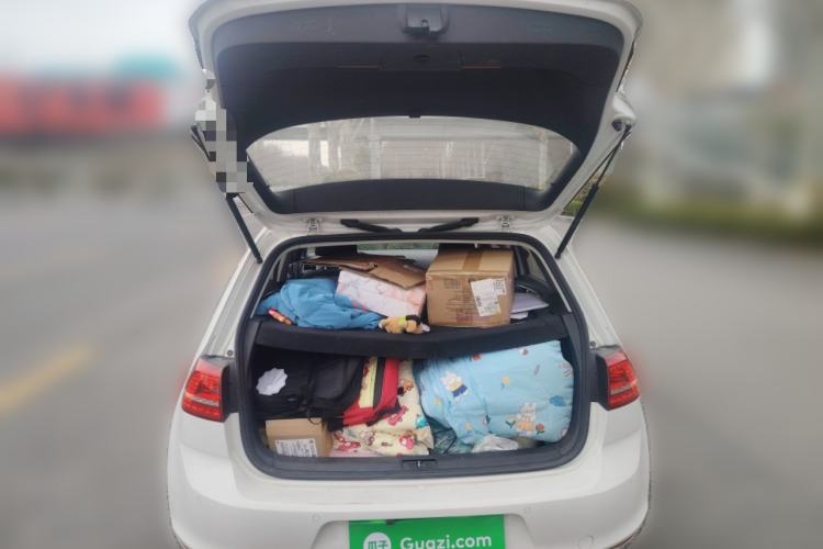 Used Volkswagen Golf 2016 230TSI Automatic Comfort Version Trunk