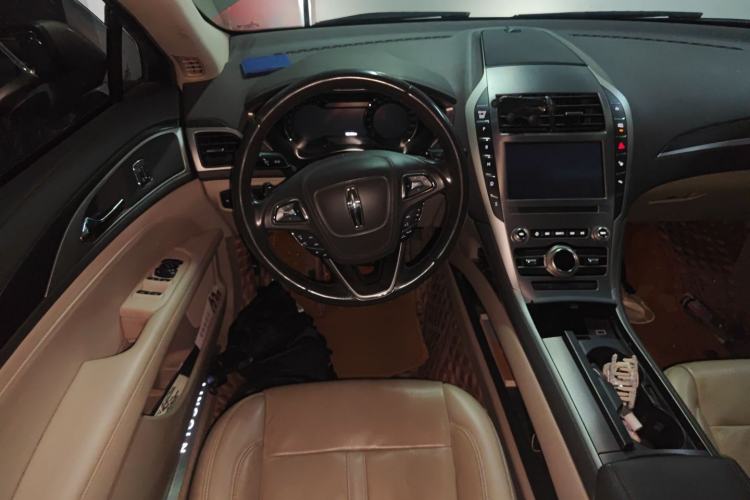 Used Lincoln MKZ 2019 2.0T Luxury Edition China VI Standard Steering Wheel