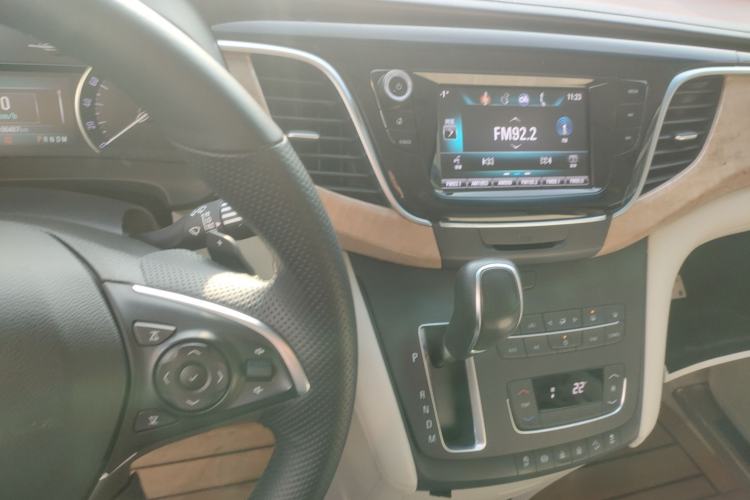 Used Buick GL8 2017 ES 28T Comfort Model China V Standard