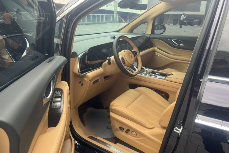 Used VOYAH Dream 2022 0-Emission Version Range of 475 km
