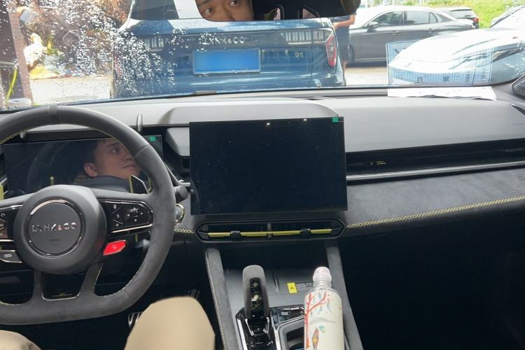 Used Lynk & Co 03 2023 03+ TCR Cyan Front-Wheel-Drive Version
