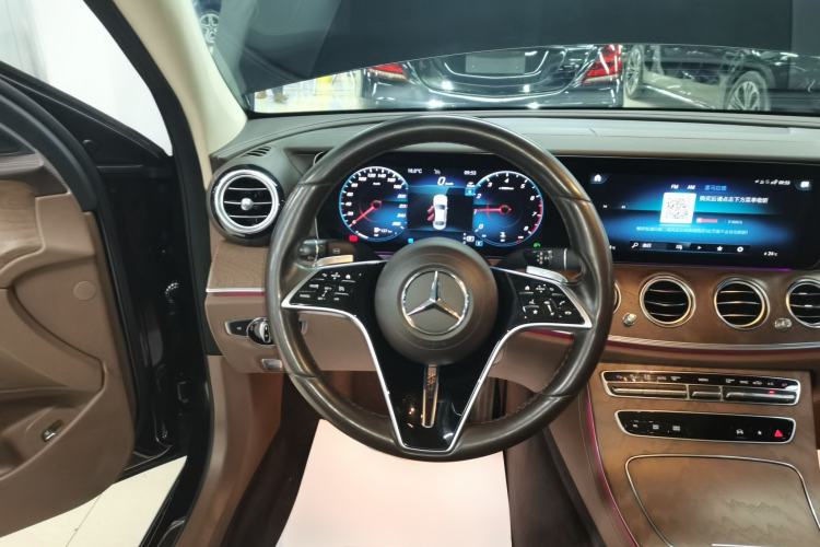 Used Mercedes-Benz E-Class 2022 E 260 L 4MATIC
