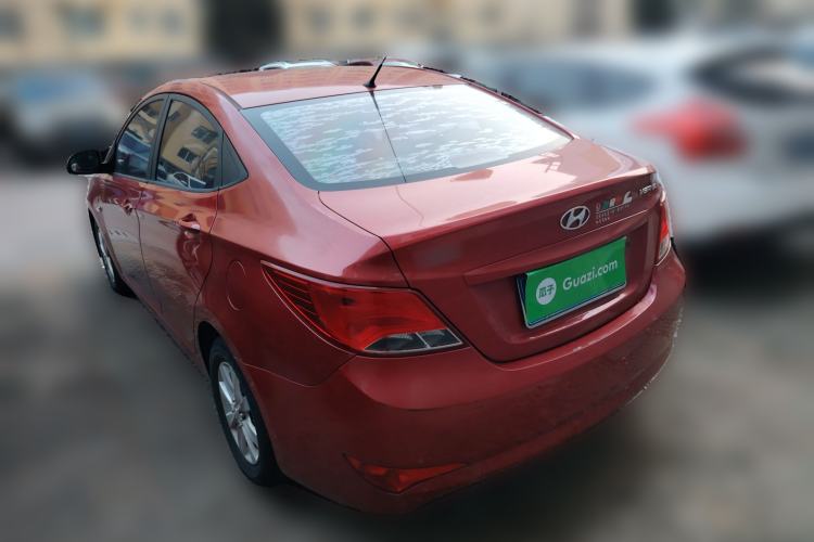 Used Hyundai Verna (older generation) 2014 1.4L Manual Smart GLS Trim
