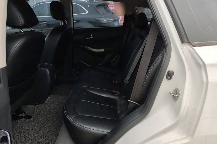 Used Venucia T70 2016 2.0L CVT Smart Choice Edition