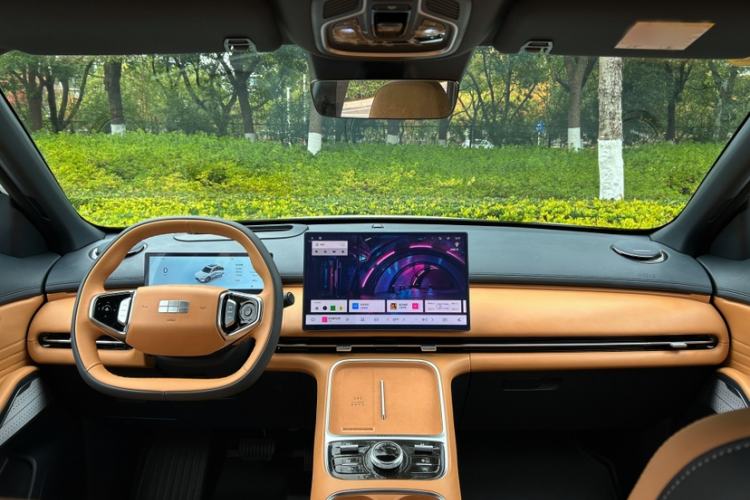 Used Geely Galaxy Galaxy Xingjian 7 EM-i 2025 120km Exploration+ Version