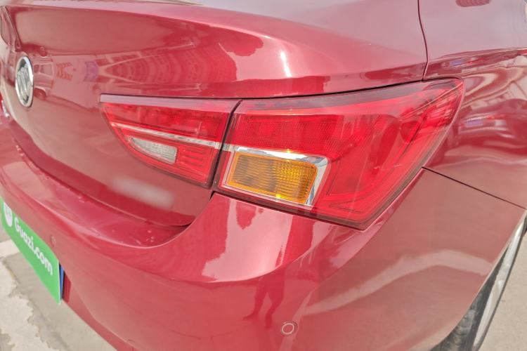 Used Buick Verano 2017 Sedan 20T Dual-Clutch Leading Model
