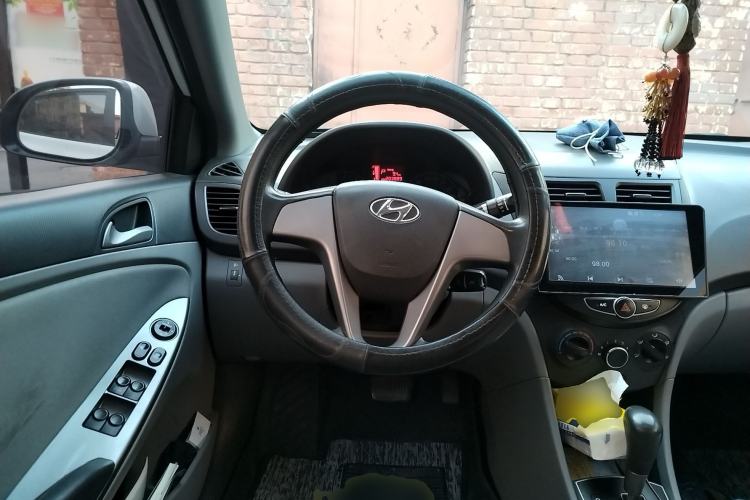 Used Hyundai Verna (older generation) 2014 1.4L Automatic Smart GLS
