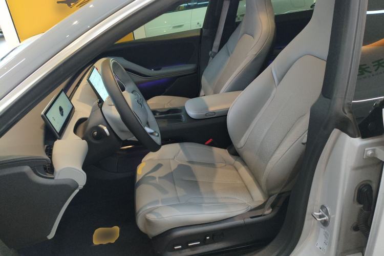 Used Nio ET5T 2023 75 kWh Touring Left Front Seat