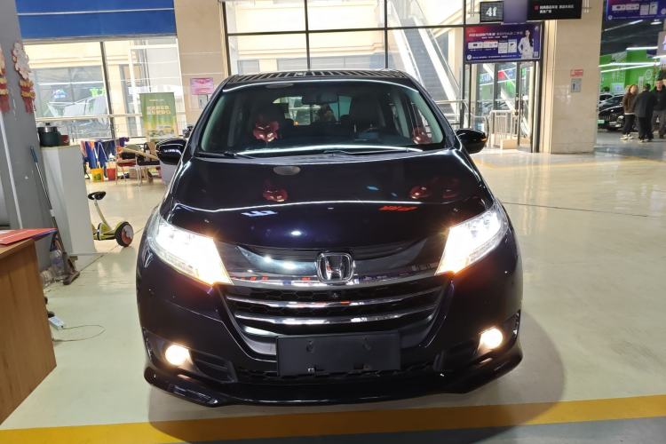 Used Honda Odyssey 2015 Revised Version 2.4L Supreme Edition