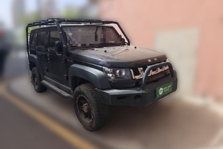 Used BAIC Off-Road BJ40 2016 40L 2.3T Automatic All-Wheel Drive Premium Edition Front Right 45 Deg