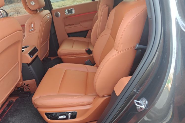 Used Li Auto L8 2025 Max Smart Refresh Edition