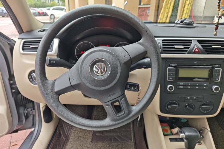 Used Volkswagen Bora 2012 1.6L Automatic Fashion Edition
