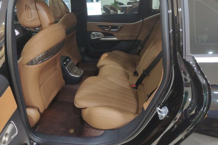 Used Mercedes-Benz E-Class 2025 Facelift E 300 L Luxury Edition