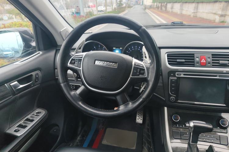 Used Haval H8 2015 2.0T Two-Wheel Drive Comfort Version
