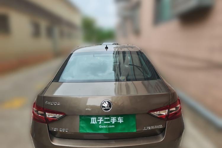 Used Skoda Superb 2018 TSI280 DSG Comfort Edition China V Standard Trunk