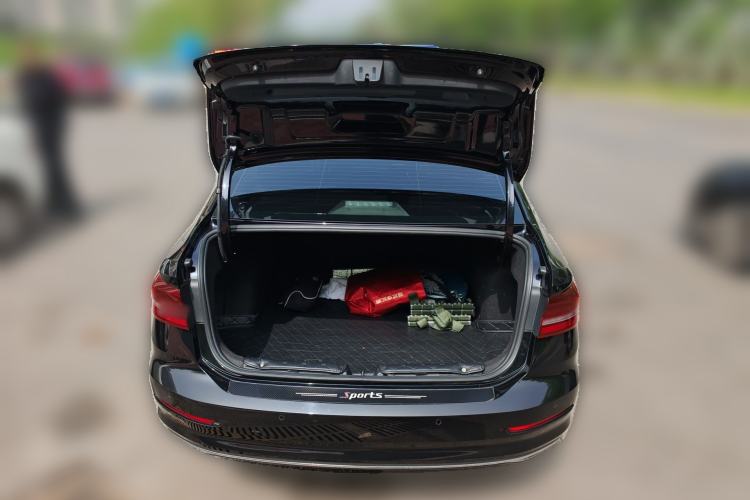 Used Volkswagen Lavida 2023 Revised Version 1.5L Automatic Starry Sky Edition – 5 Million Units