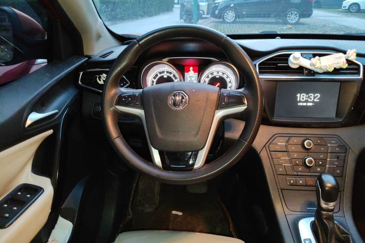 Used MG GS 2015 2.0TGI TST Luxury Edition Steering Wheel