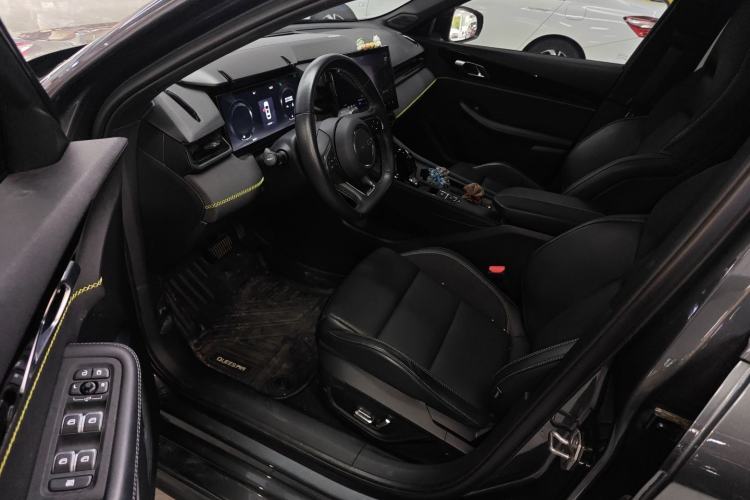 Used Lynk & Co 03 2023 1.5TD DCT JingPro
