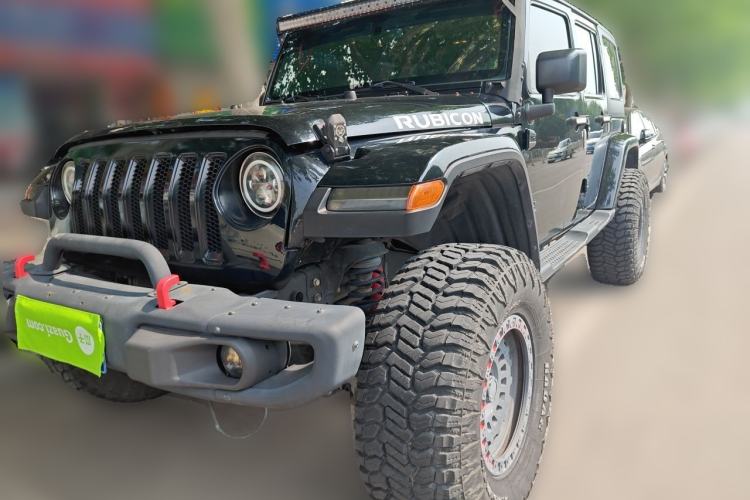 Used Jeep Wrangler 2014 3.0L Sahara Four-Door Edition