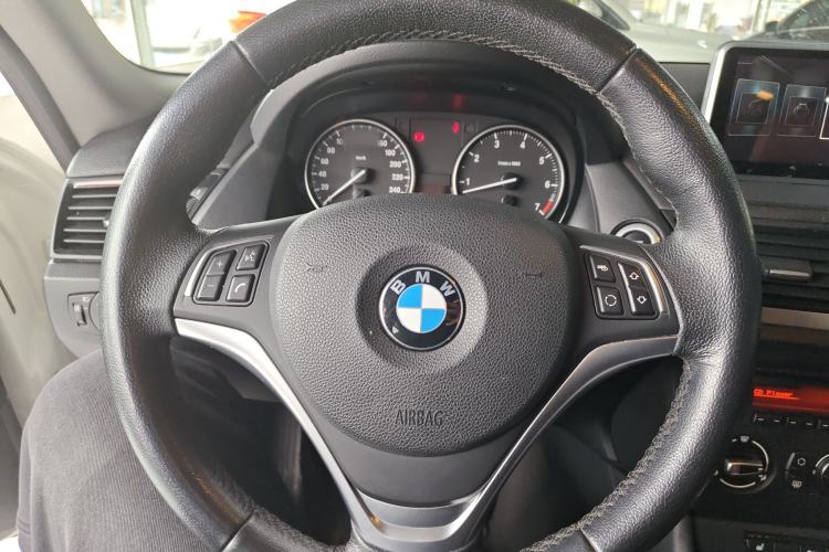 Used BMW X1 2014 sDrive18i Fashion Model
