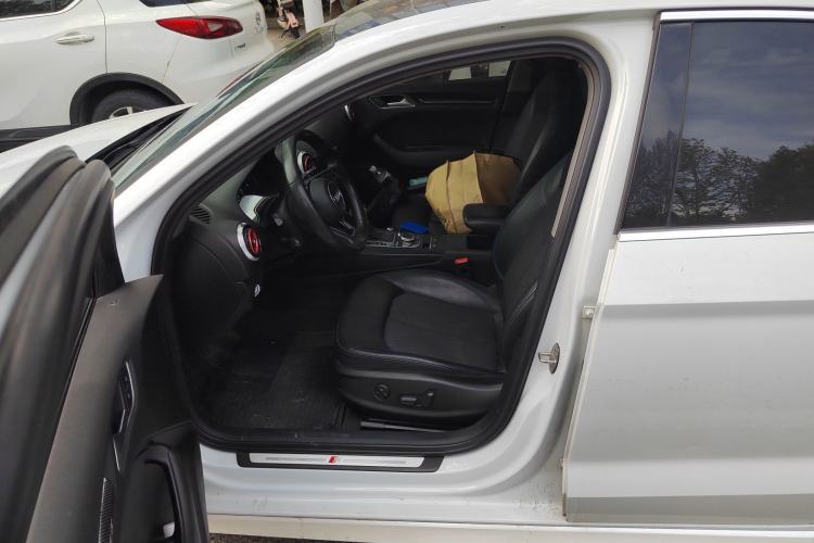 Used Audi A3 2020 Limousine 35 TFSI Fashion Edition China VI Emission Standard
