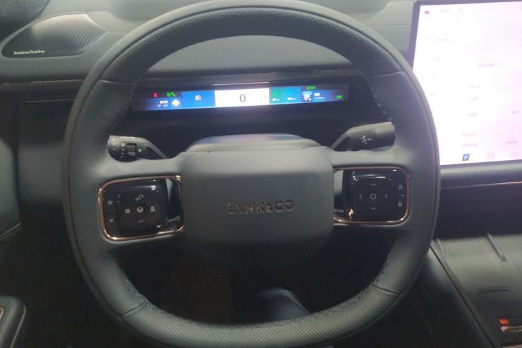 Used Lynk & Co 900 2025 1.5T Ultra
