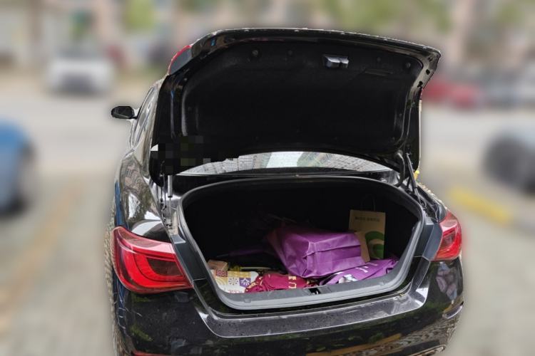 Used Infiniti Q70 2015 Q70L 2.5L Elite Edition Trunk