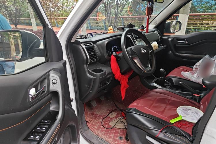 Used CHANGAN OSHAN X70A 2019 1.5L Manual Luxury Model China VI Standard