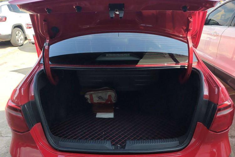 Used Volkswagen Jetta 2015 1.4TSI Automatic Sport Model