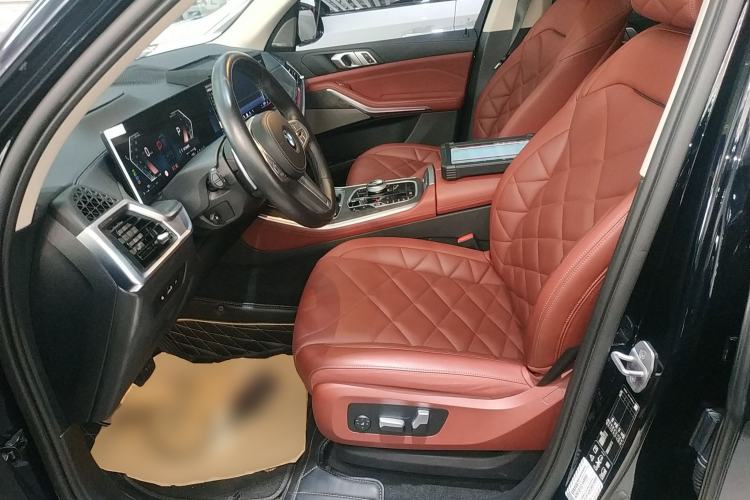 Used BMW X5 2023 xDrive 30Li Luxury M Sport Night Edition Package
