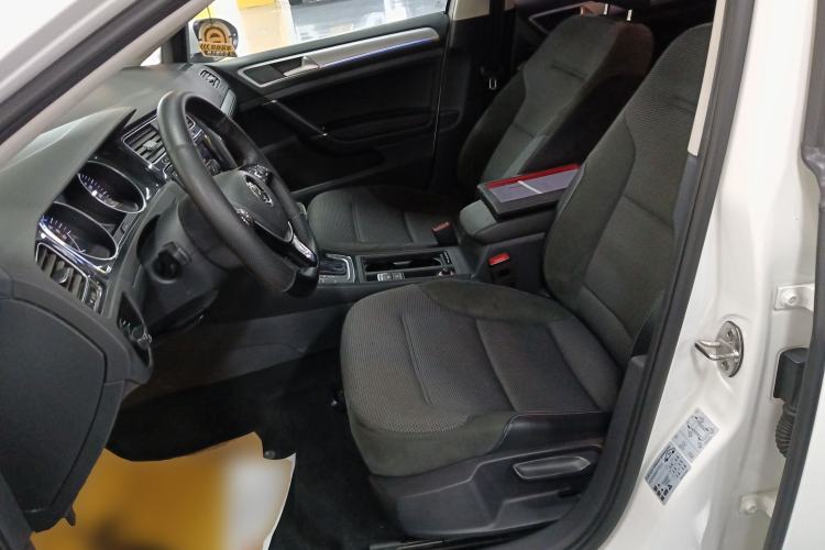 Used Volkswagen Golf Pure Electric 2020 Chari
