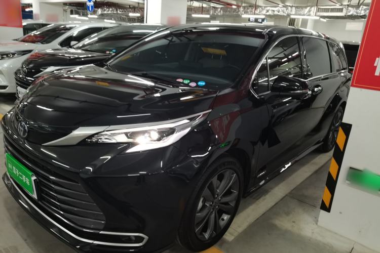 Used Toyota SIENNA 2021 2.5L Hybrid Premium Edition