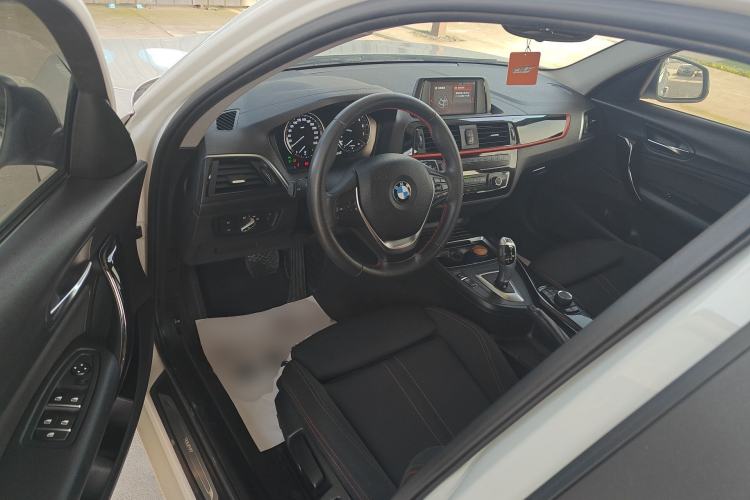 Used BMW 1 Series 2018 118i Sport Design Package