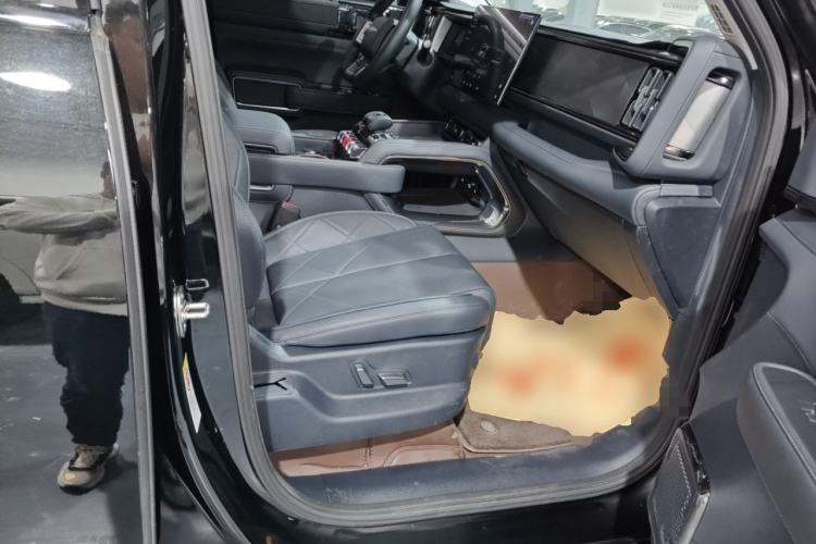 Used Formula Leopard 5 2025 TianShen Intelligent Driving Max Edition Right Front Seat