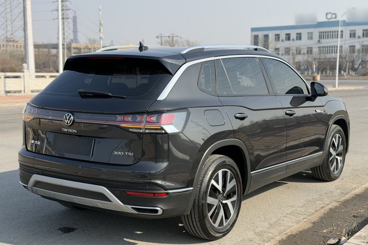 Used Volkswagen Tayron 2024 300TSI Two-Wheel-Drive Luxury Plus Advanced Version